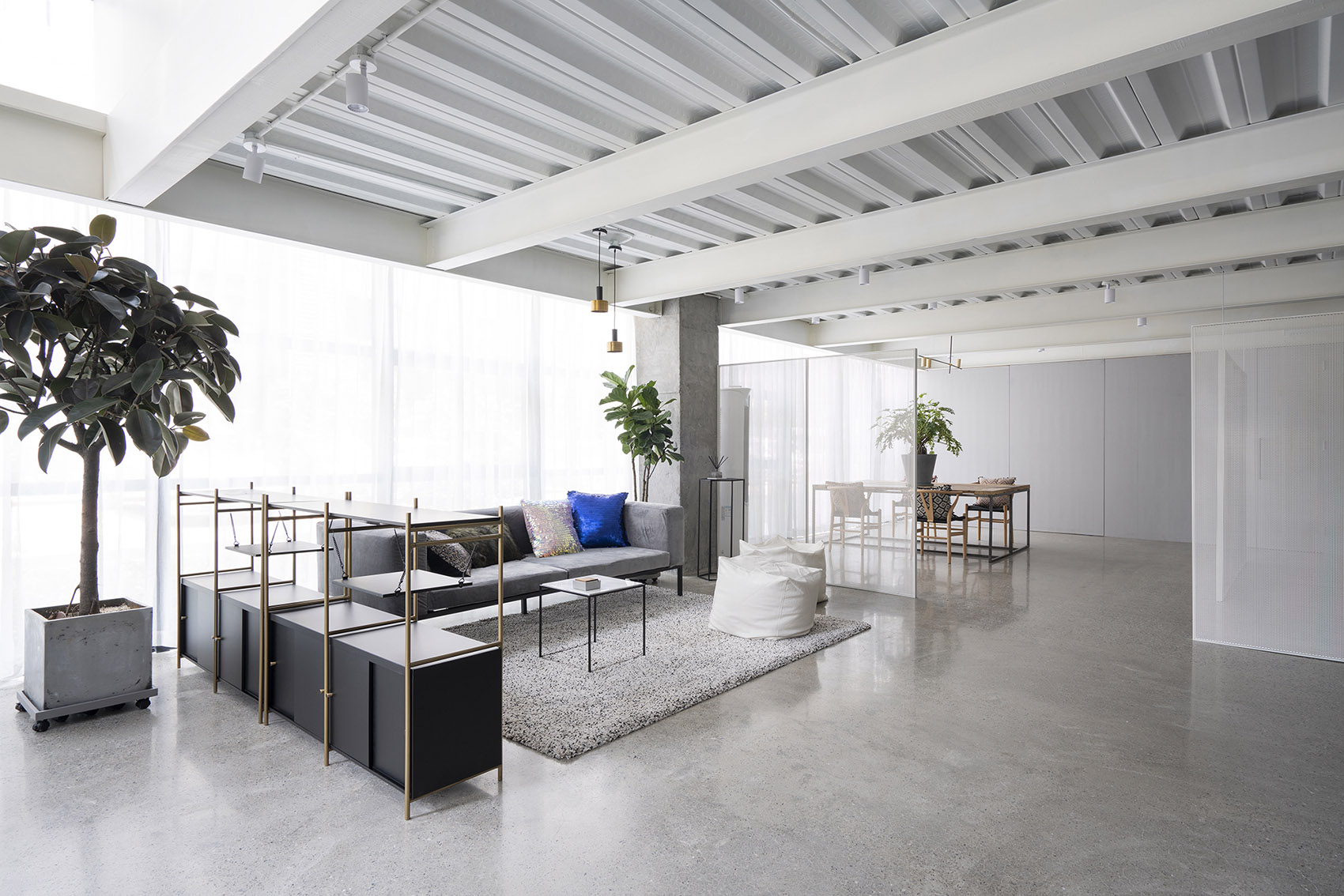 長沙公裝公司:現代化簡約風格辦公室裝修