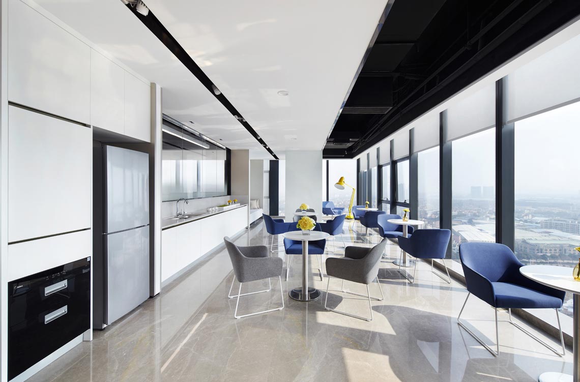 簡潔明快的簡約主義型辦公室裝修設(shè)計需技巧